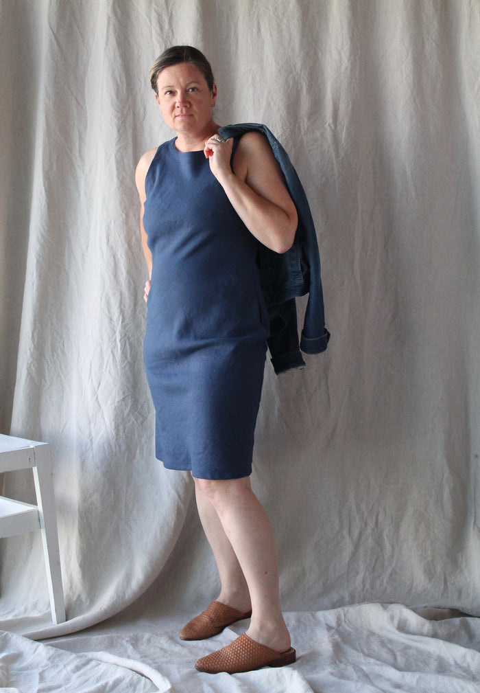 Robe Aurore en lin Bleu royal (moyen) - Maison LenKo